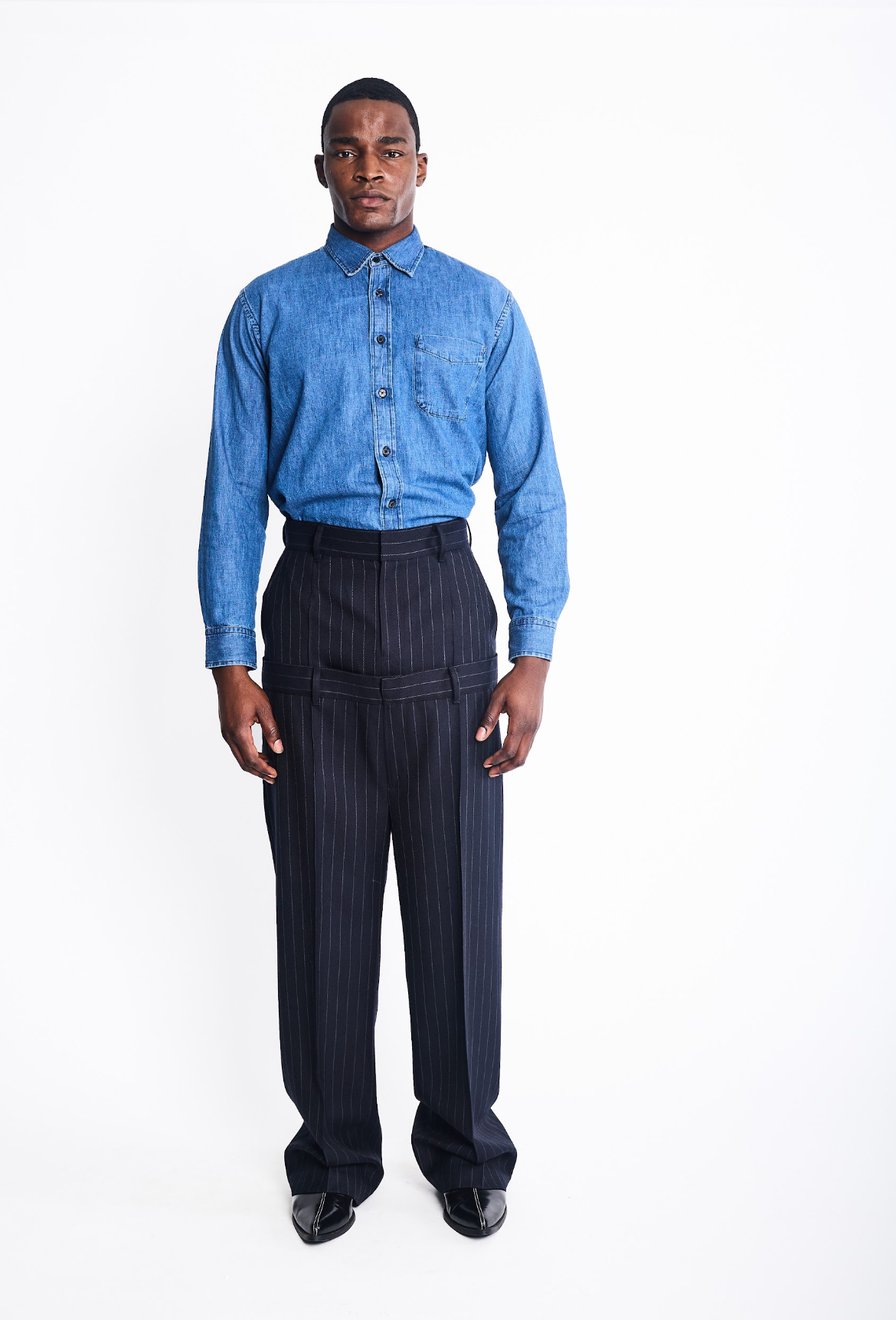 PINSTRIPE SAG DRESS PANT (M)