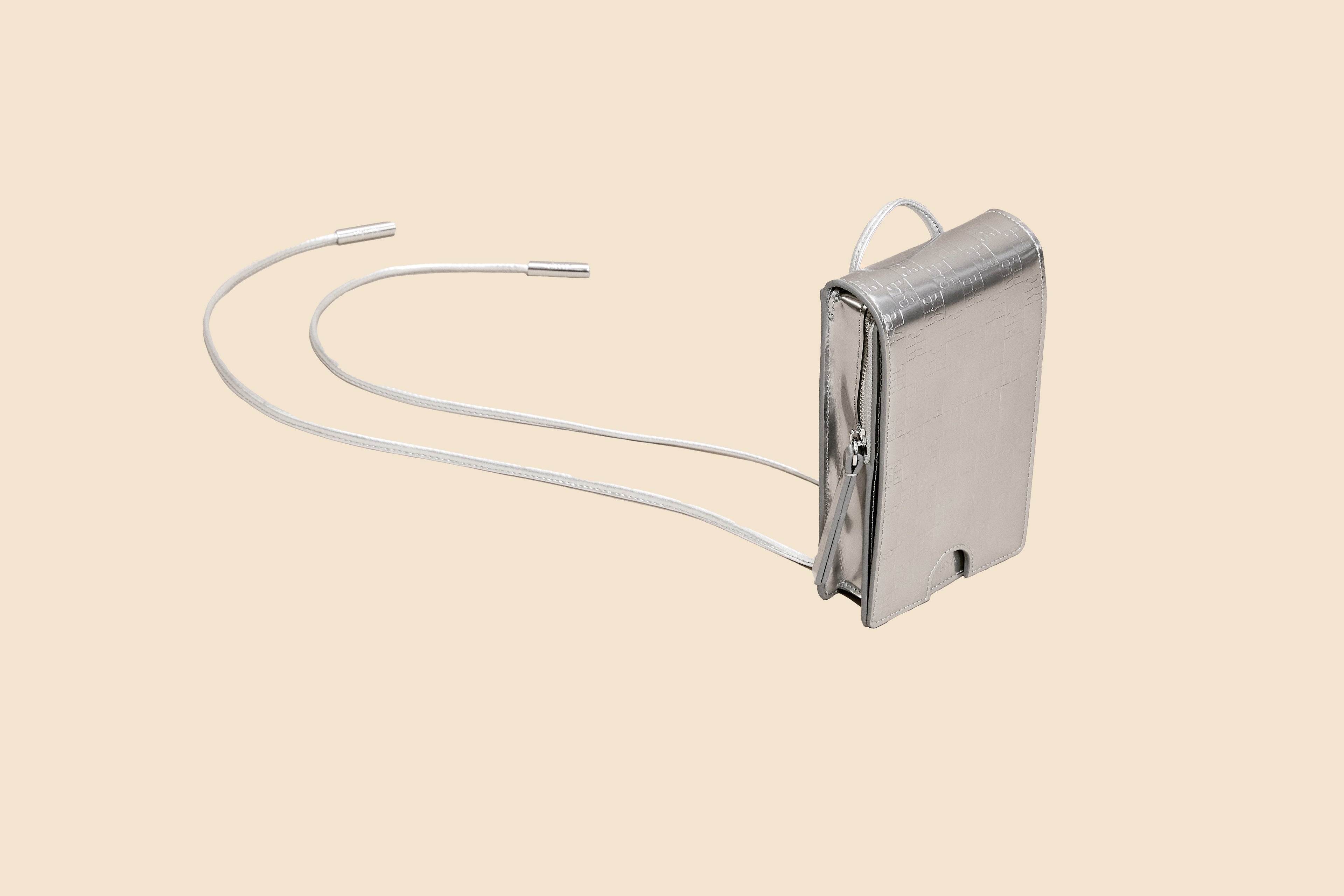 Heritage Checker Bolo Bag | Chrome