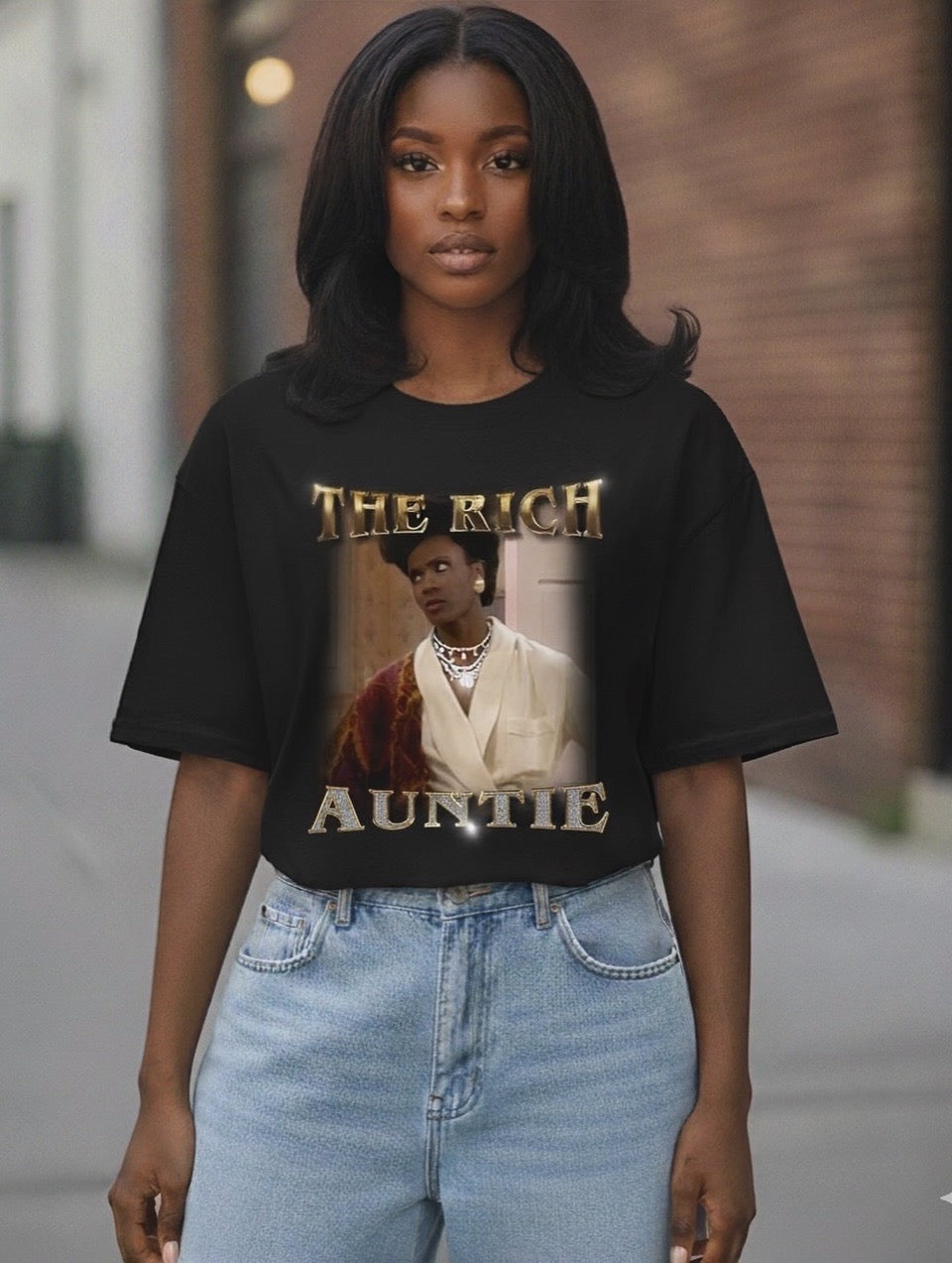 The Rich Aunt Tee