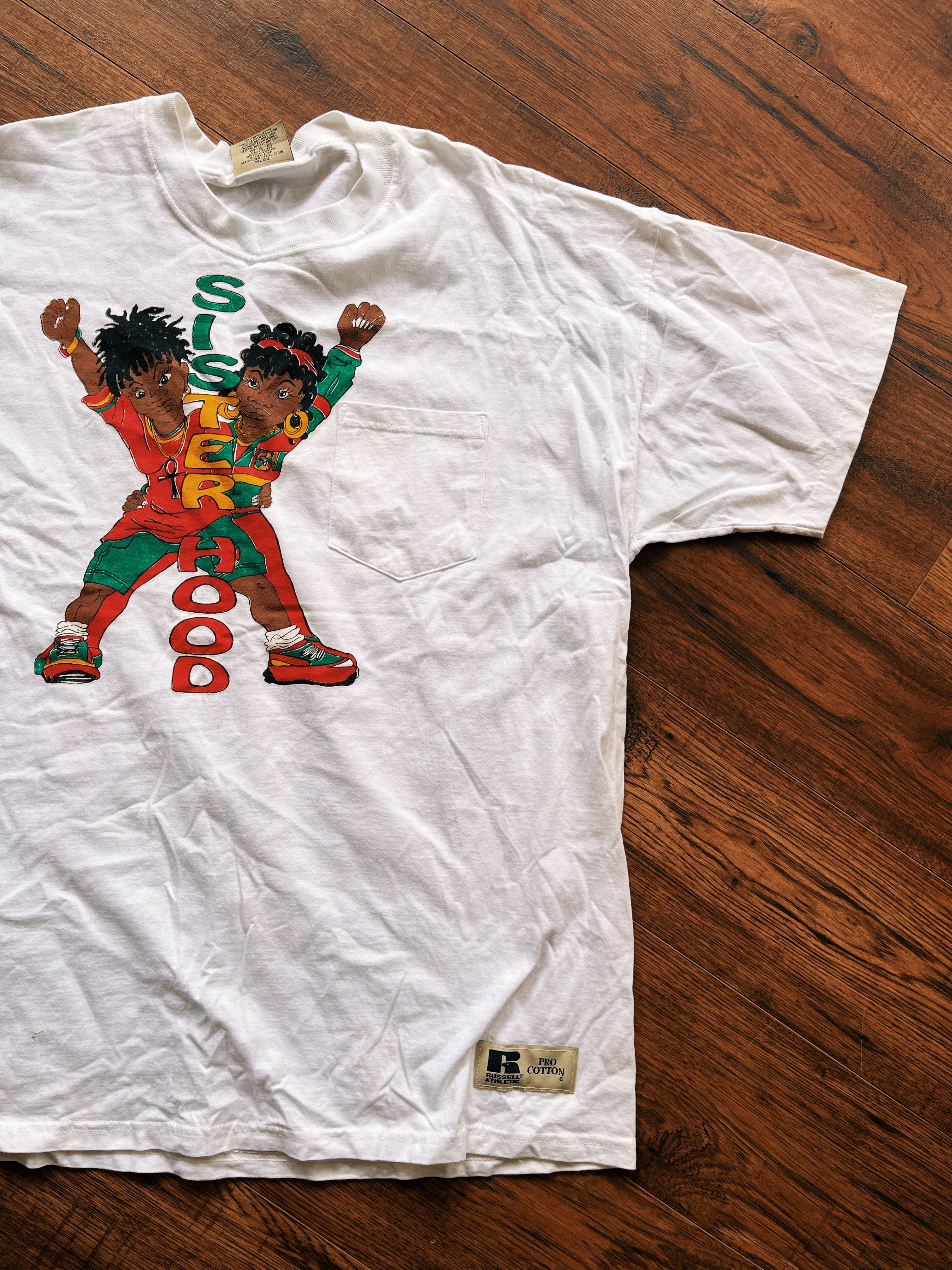 Vintage "Sisterhood" T-Shirt (1990's)