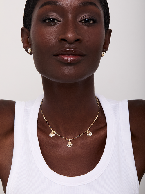 14kt 3 Petite Venus Shell Necklace