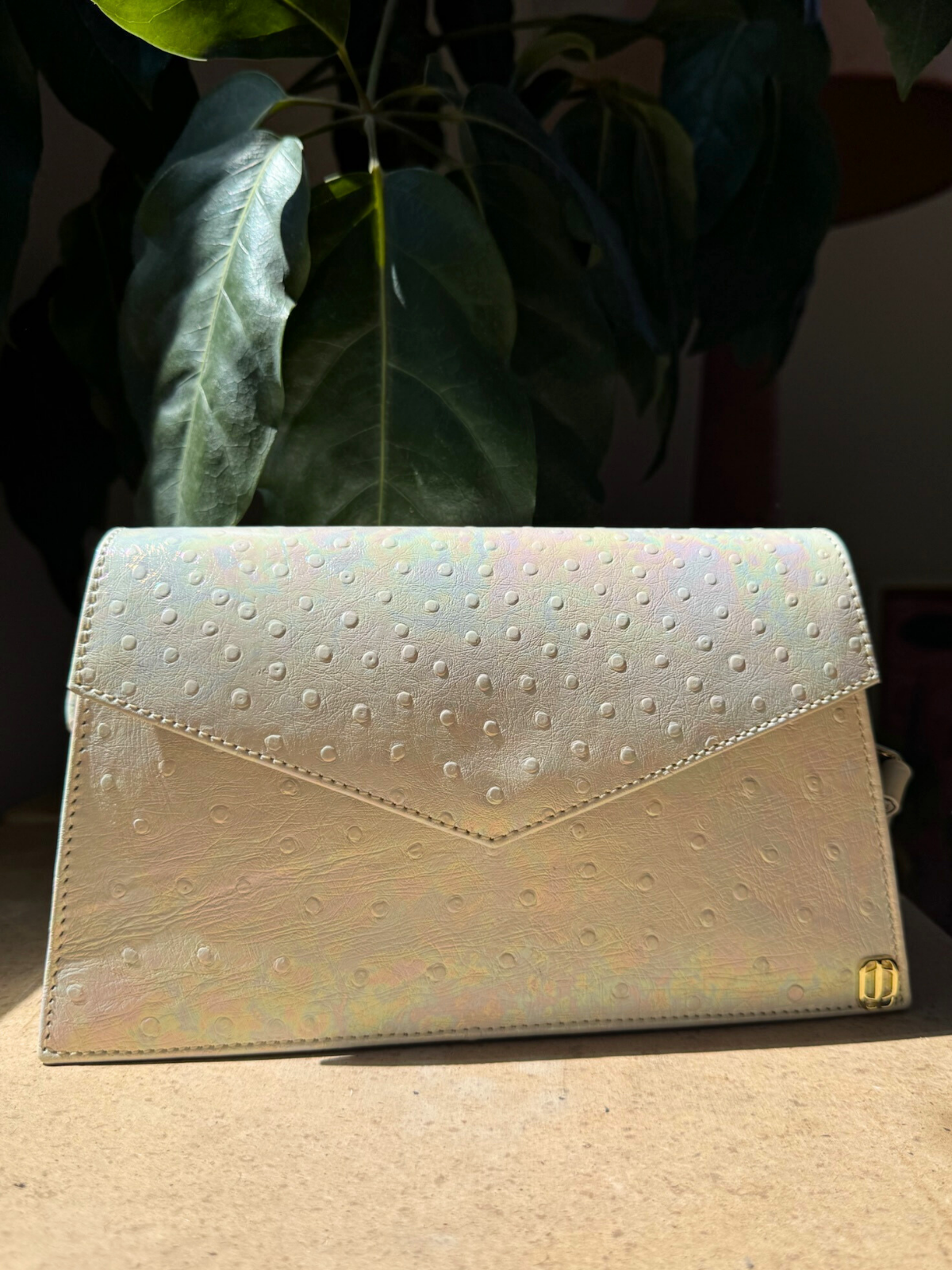 IRIDESCENT OSTRICH ZAYA
