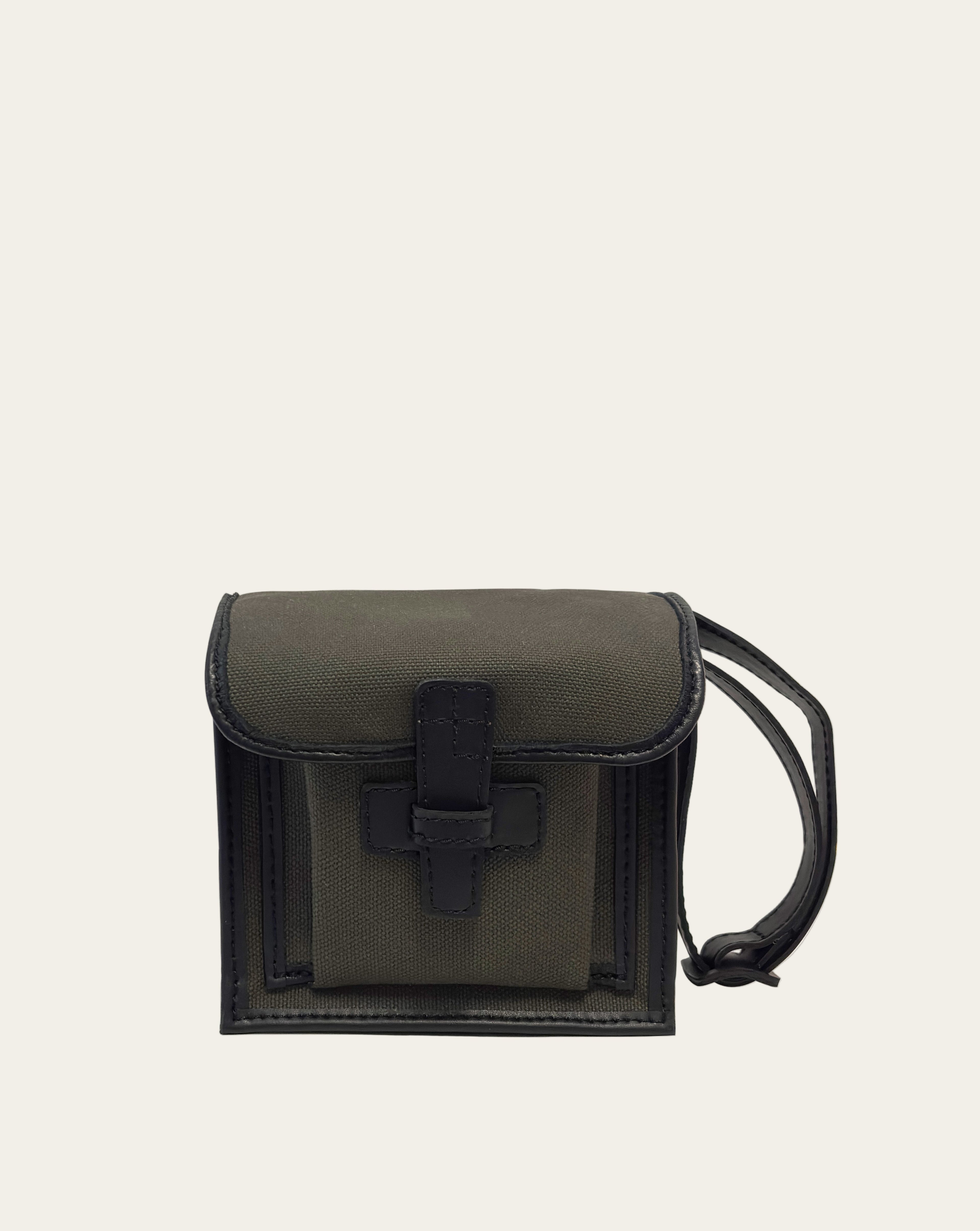 Sac .5  in Pine Canvas with Vegan Trim