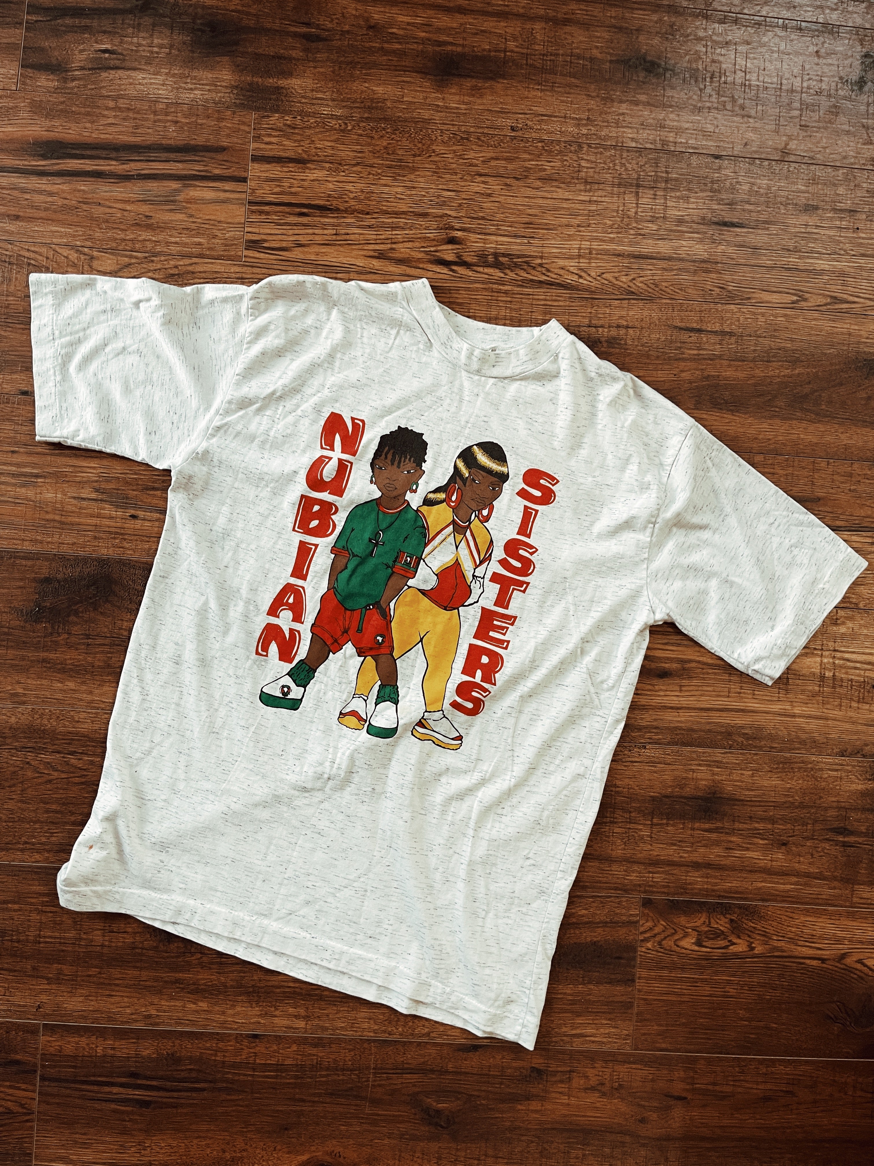 Vintage "Nubian Sisters” T-Shirt (1990's)
