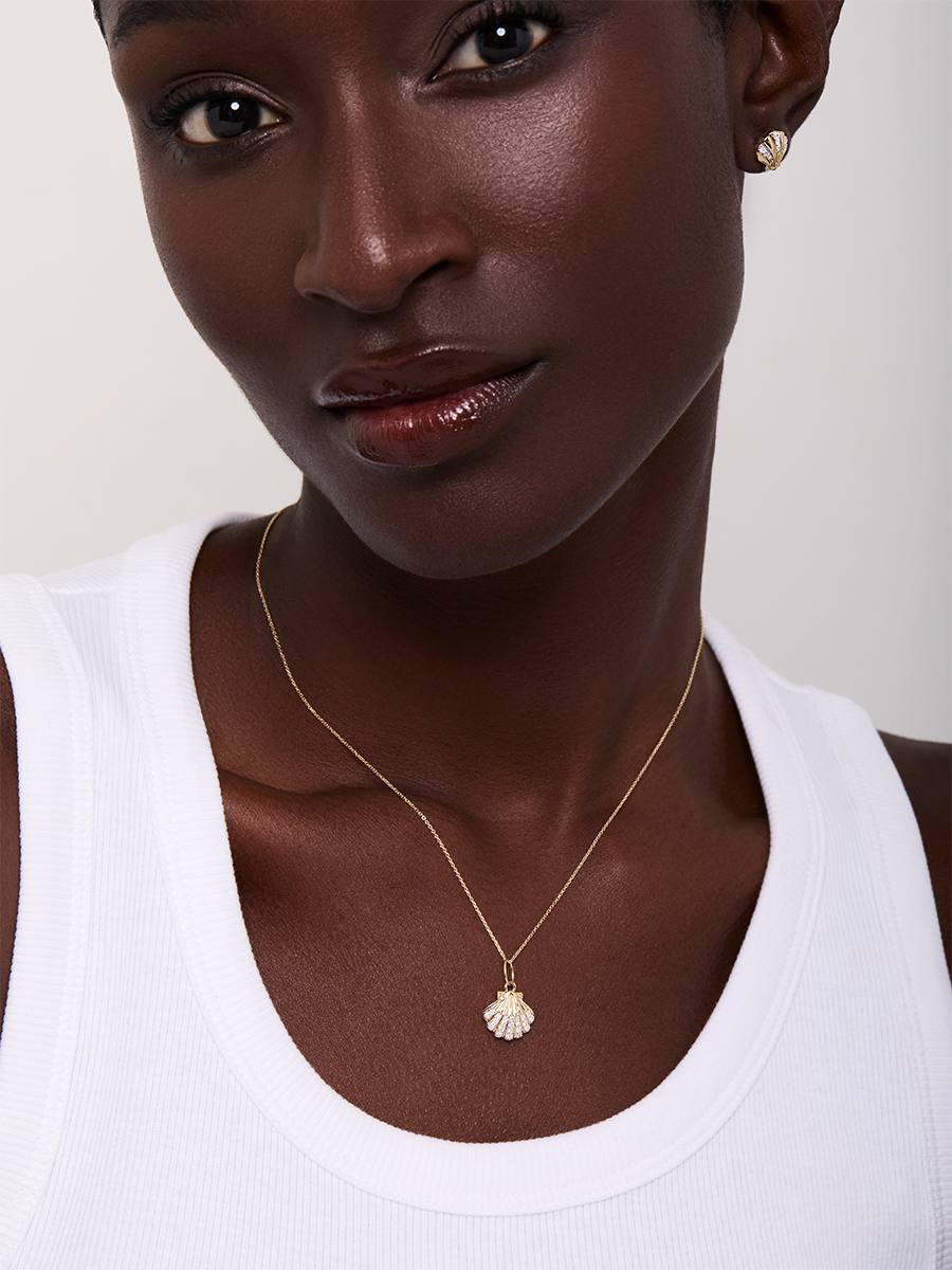 14kt Diamond Venus Necklace