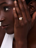 14kt Diamond Venus Signet Ring