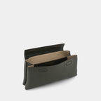 ELIEZE CLUTCH - PEBBLE GRAIN - DEEP MOSS