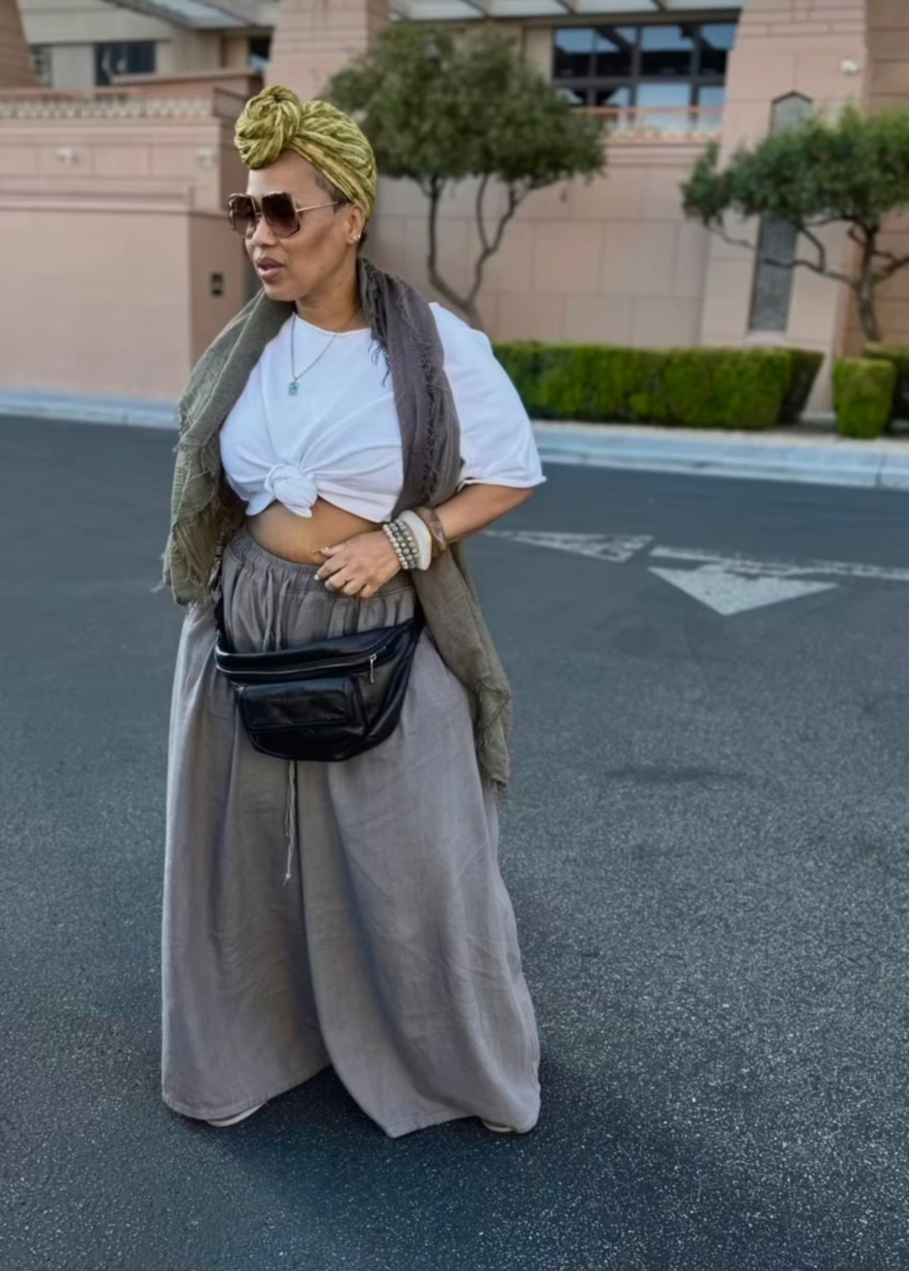 Very Wide Leg Pants (Gray)