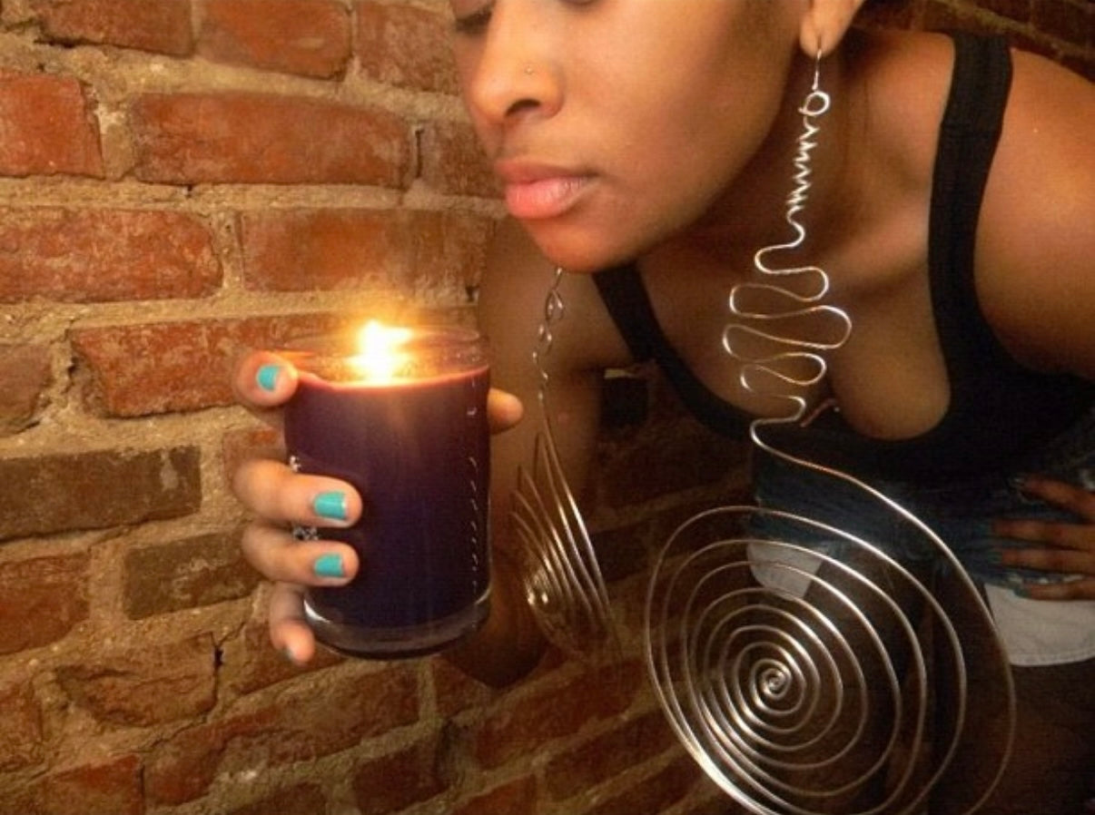 Vintage Beads Byaree "SWIRL" Earrings