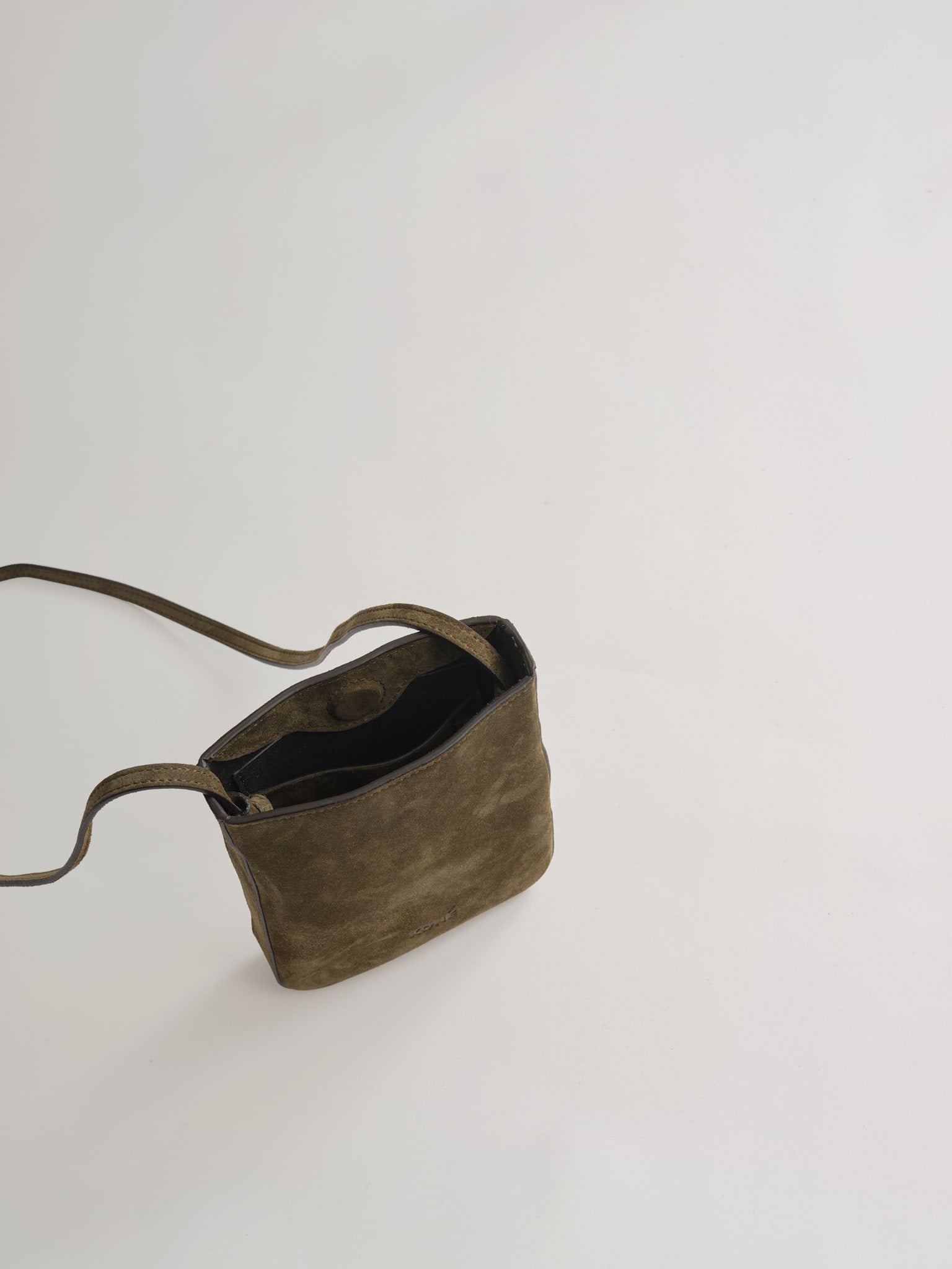 BABBO BAG - MILITAIRE SUEDE