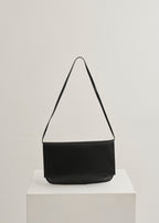 JOELE BAG - BLACK VITELLO