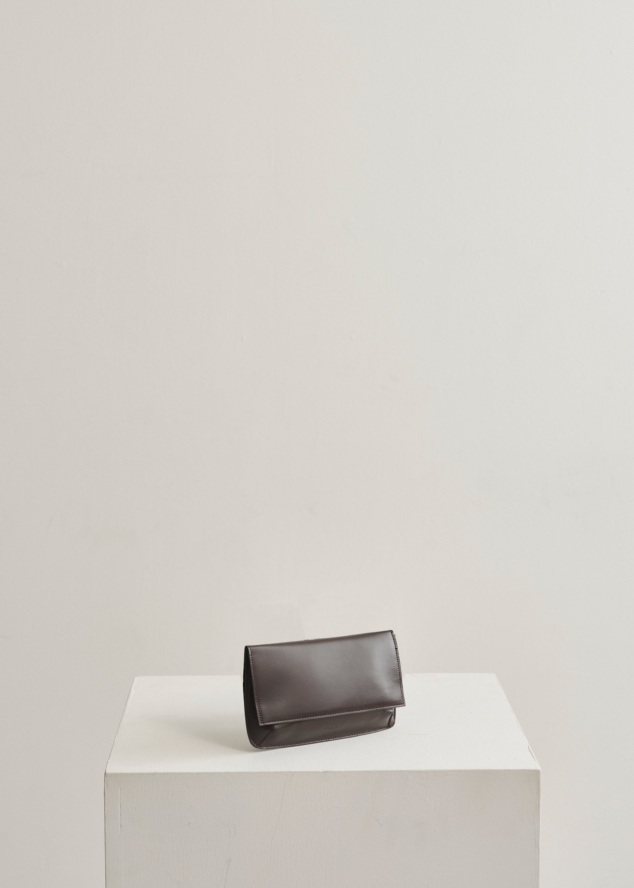 JOELE PURSE - DARK BROWN VITELLO