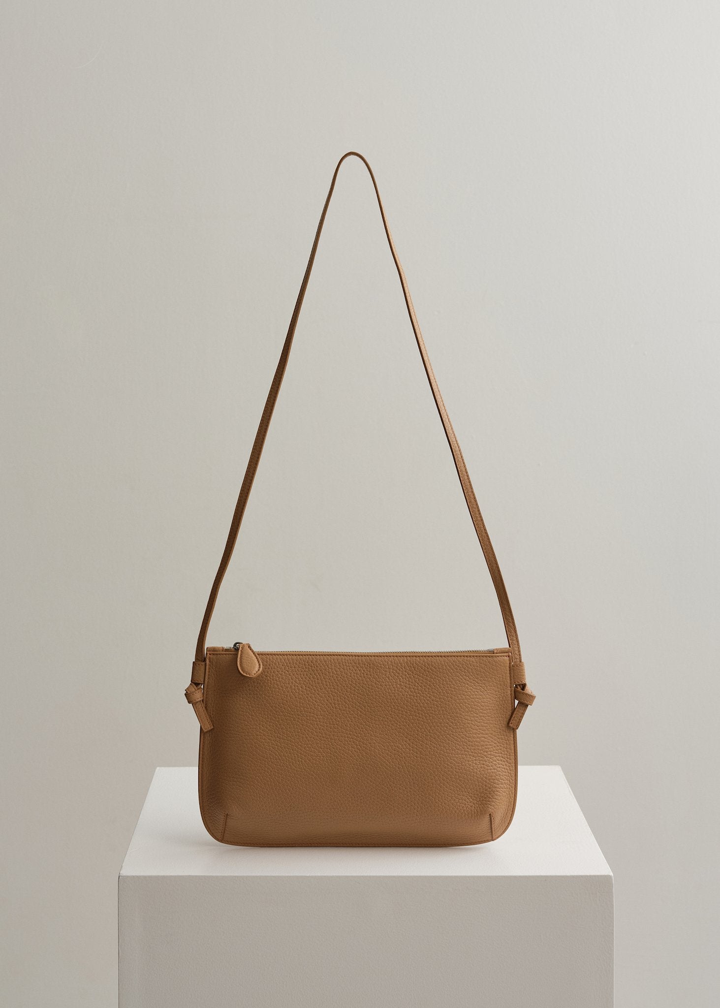 LARGE PURSE - CARAMEL RIO