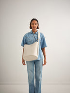 LEO BUCKET BAG - CEMENT VITELLO