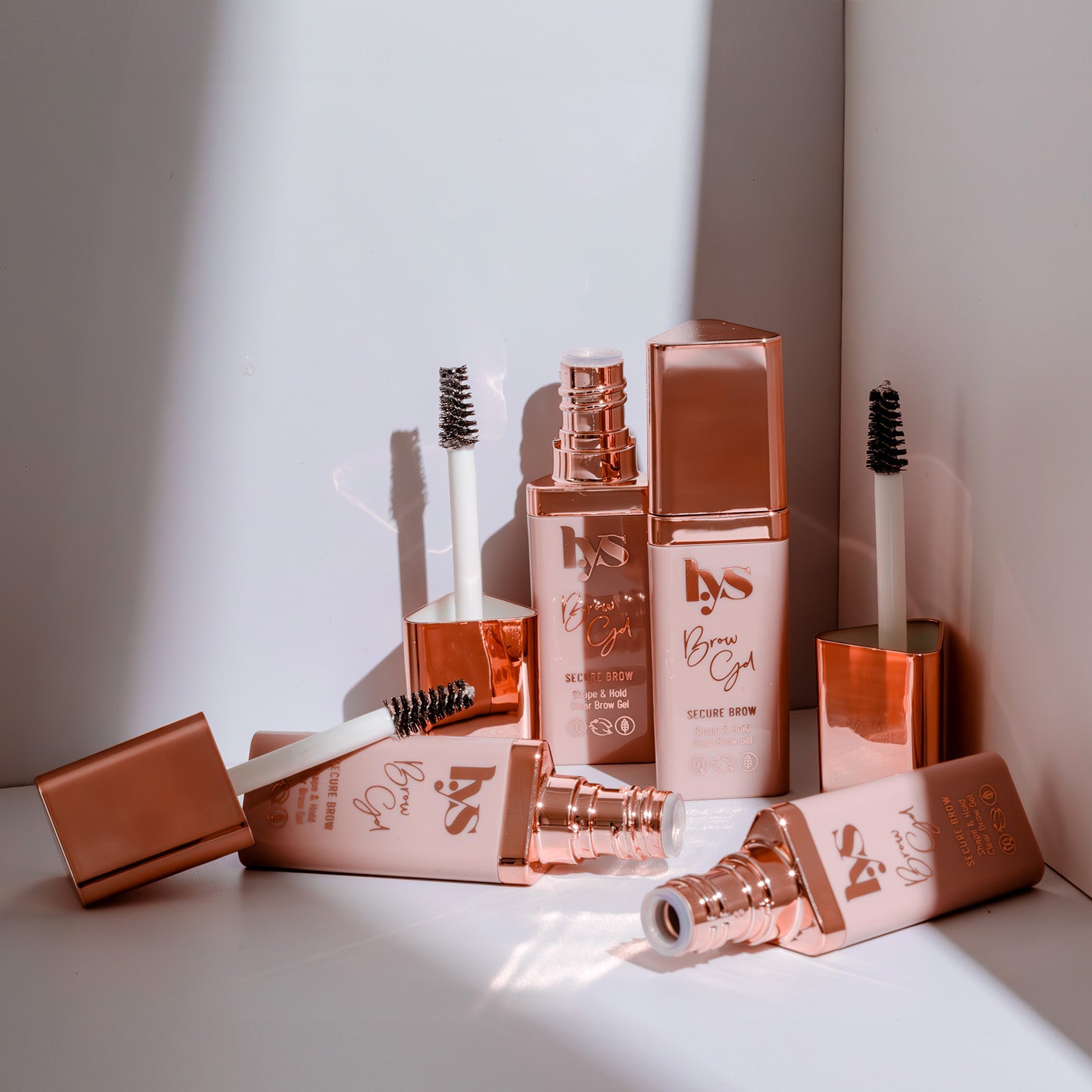 Secure Brow Shape + Hold Clear Brow Gel