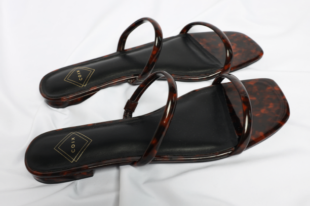 Ochi Sandal — Tortoise