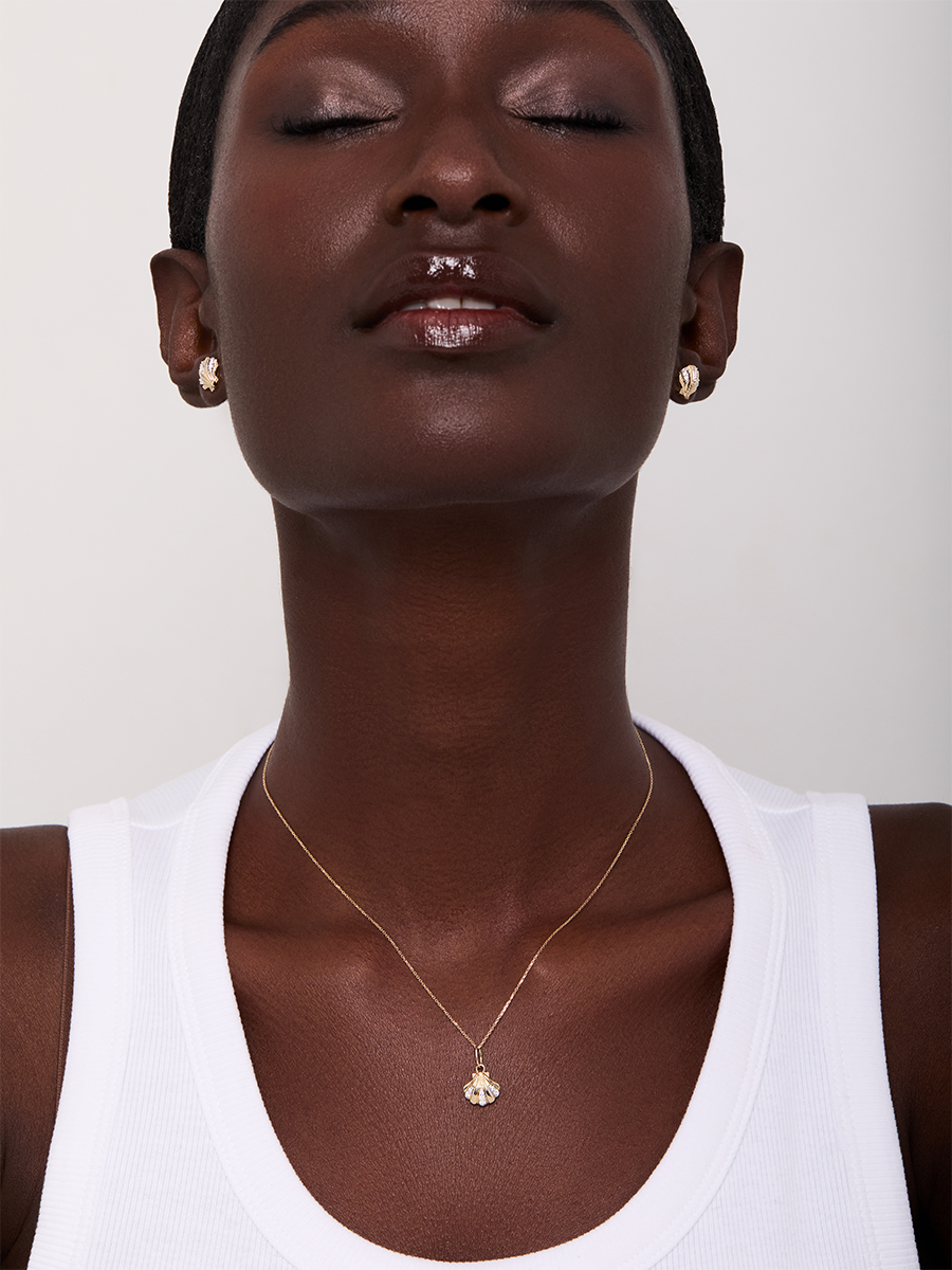 14kt Petite Venus Necklace