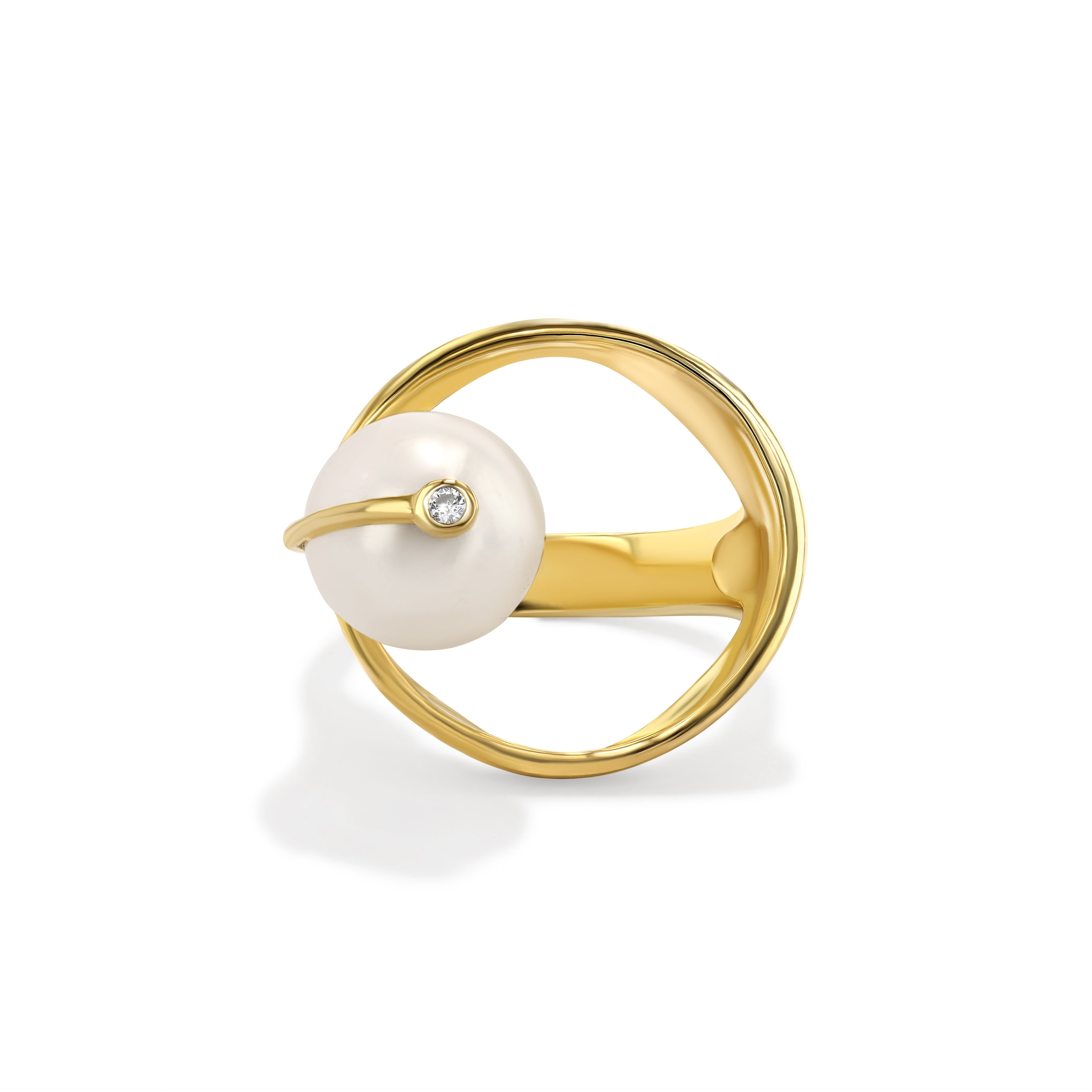 World Ring with Fresh Water Pearl