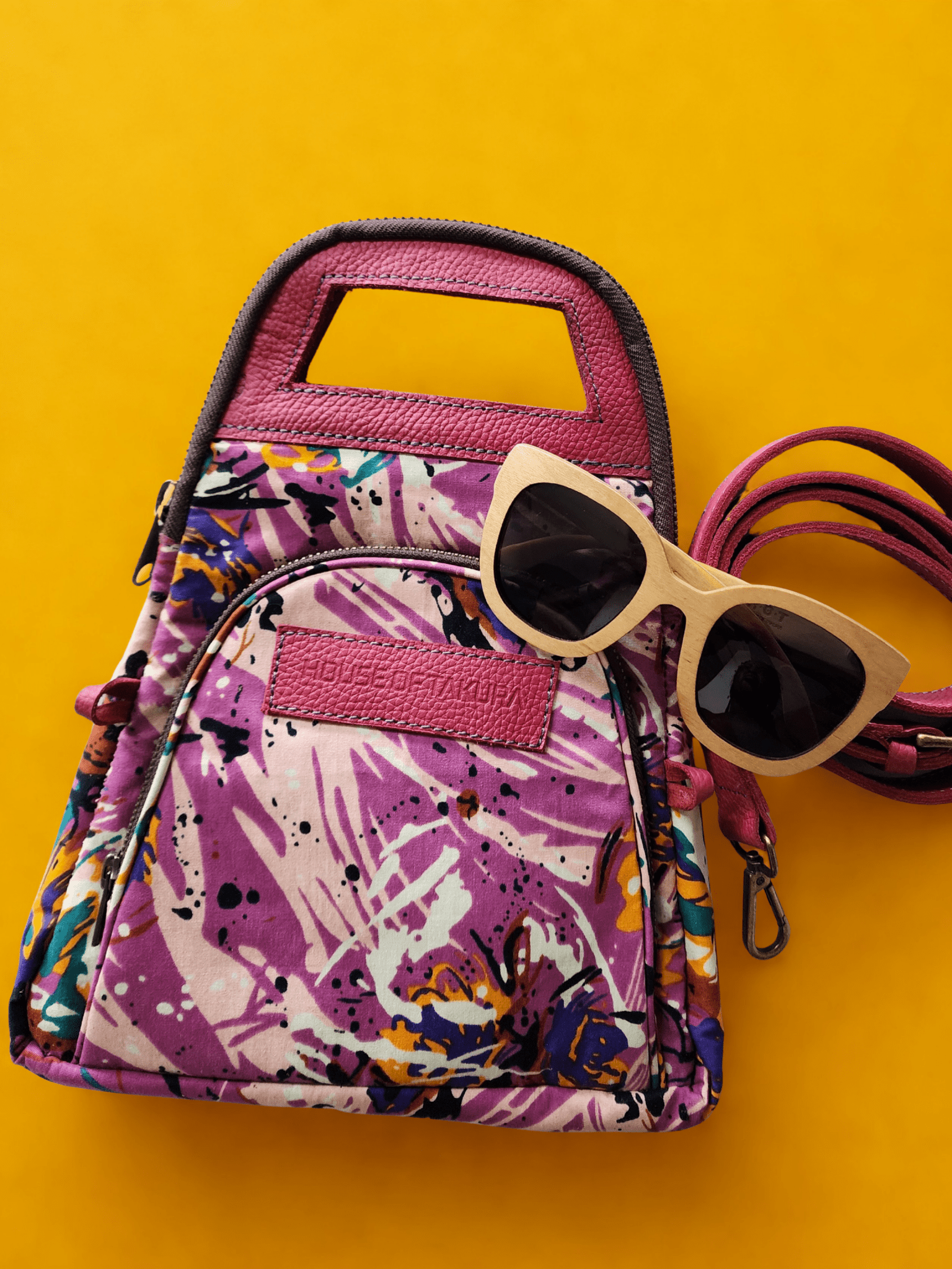 Alpha Mini Clutch - Graffiti Pink