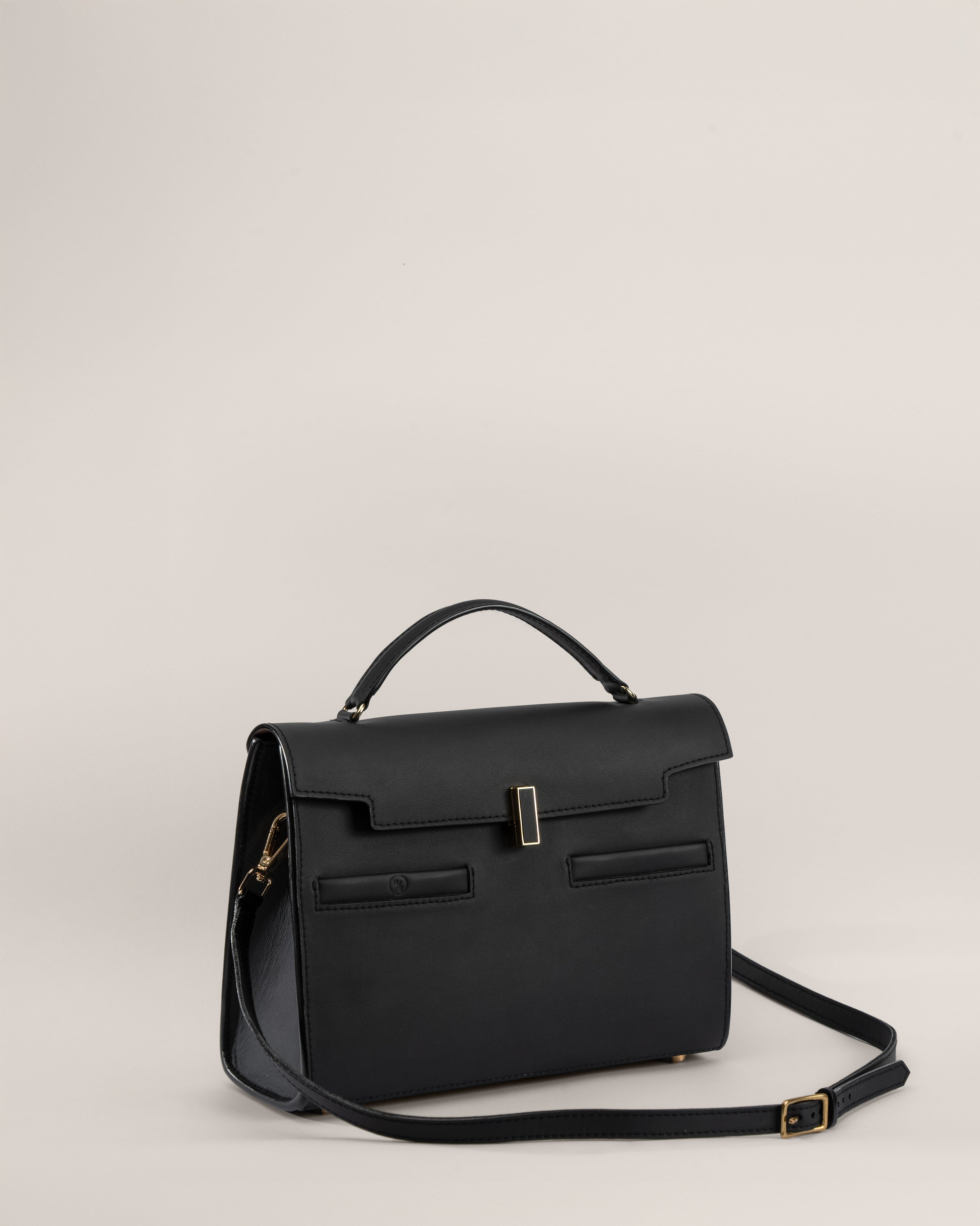 ARIA - Black Leather