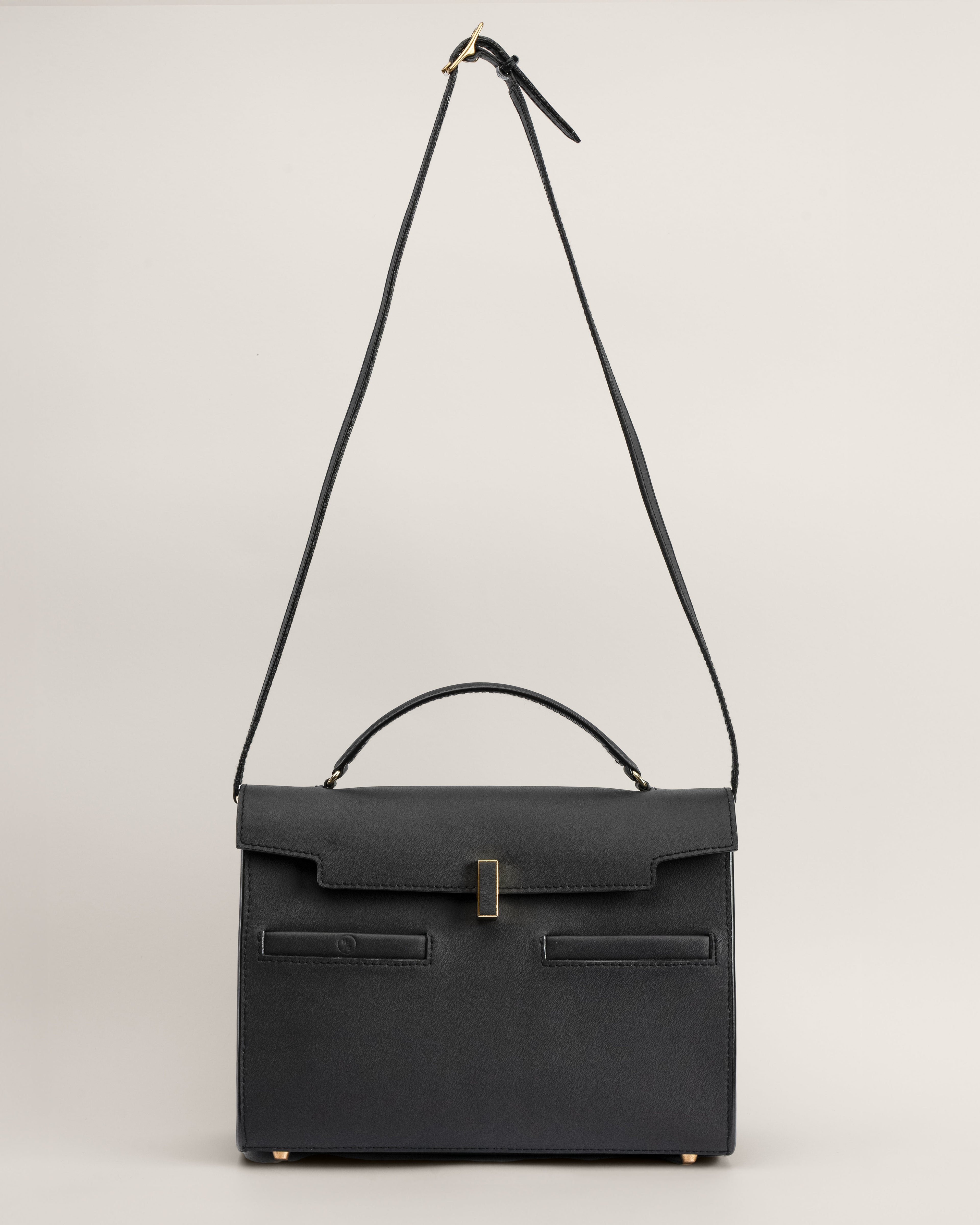 ARIA - Black Leather