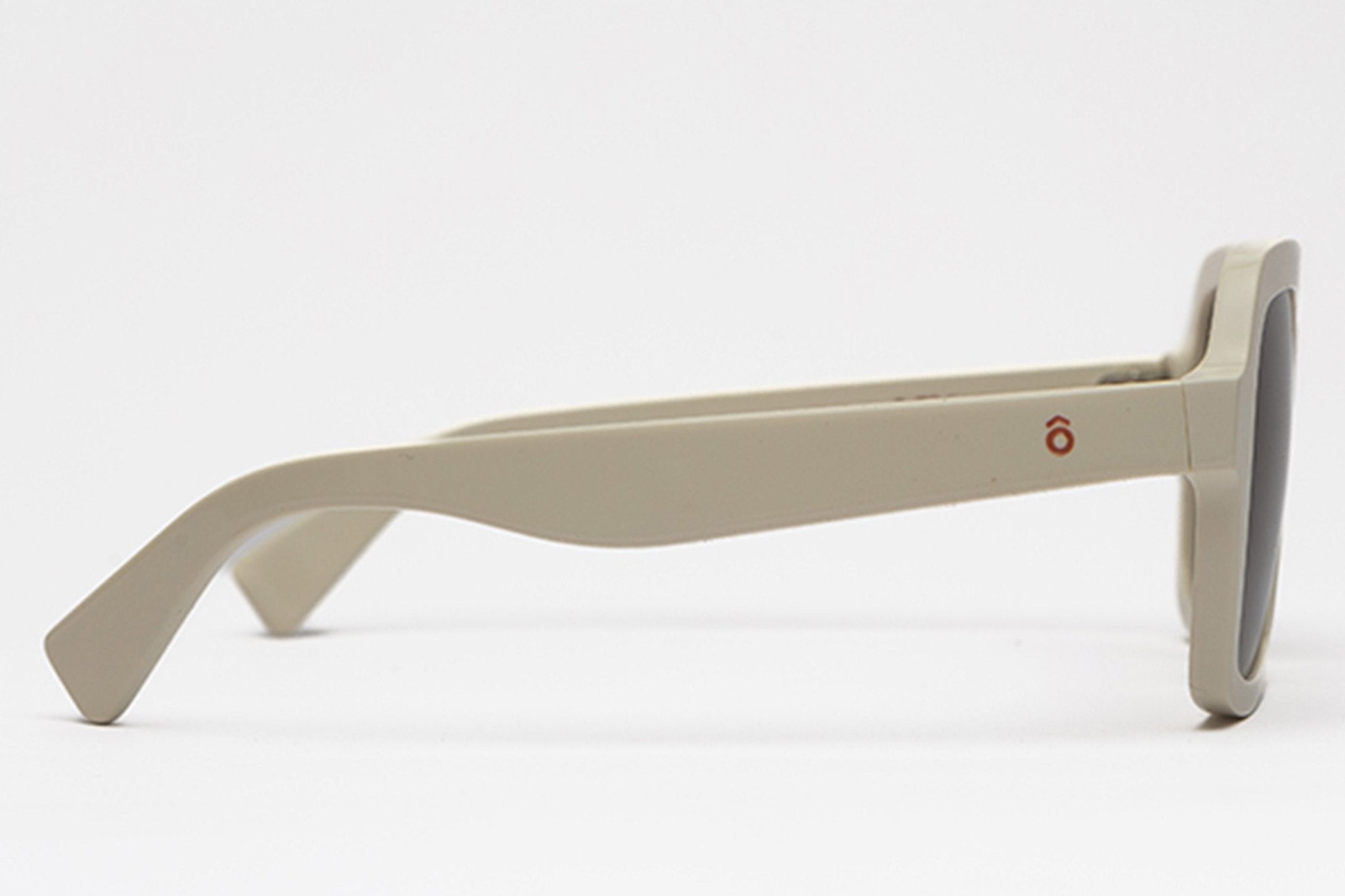 Manyara II Off White Sun