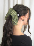 Melissa scrunchie in black and lime check