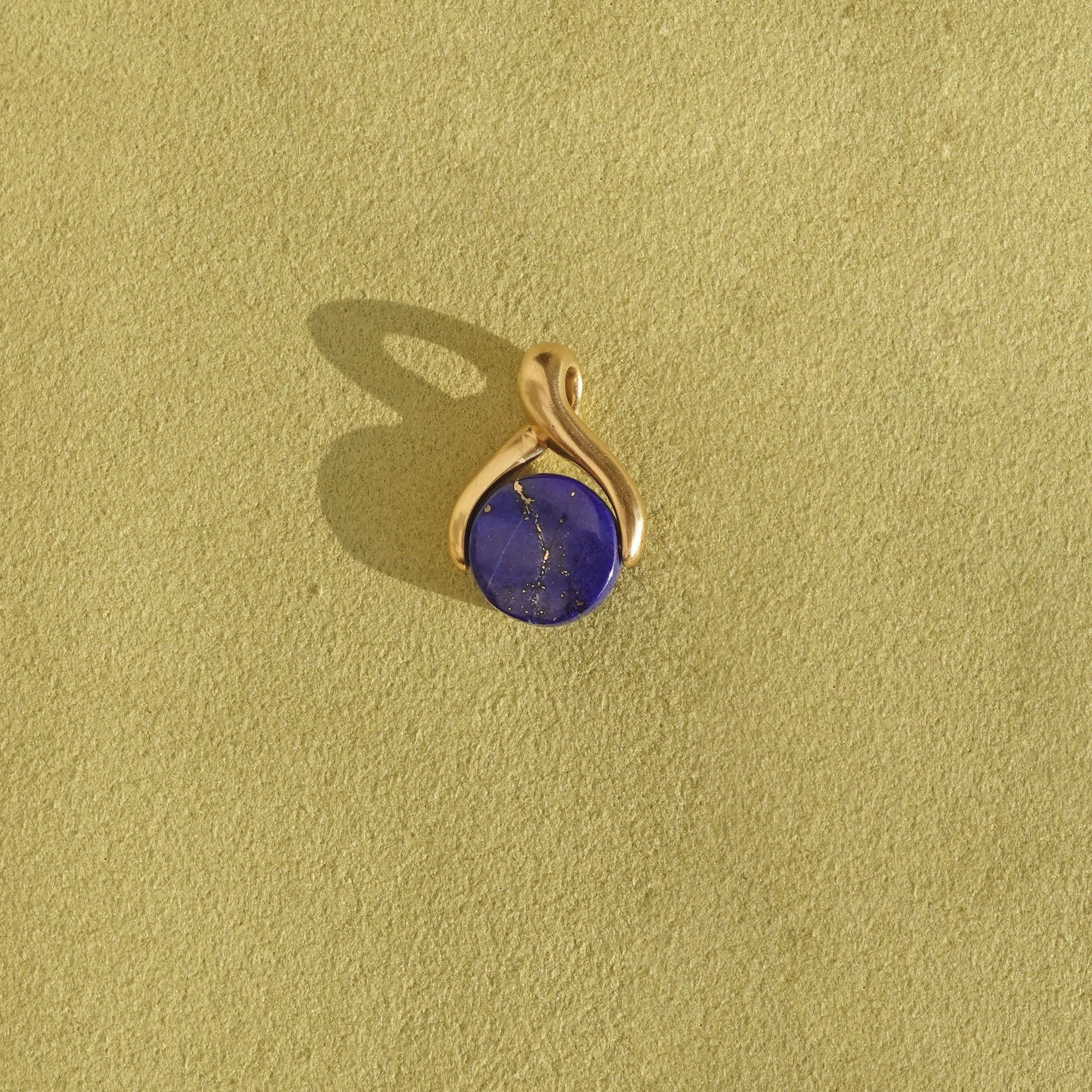 The Wishbone / Solid Gold + Lapis